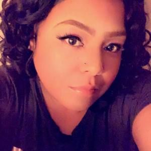 Meet your Posher, Melrina